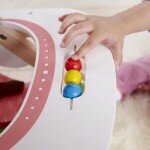 Poussette pour bébé en bois