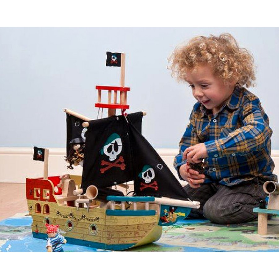 le toy van jolly pirate ship