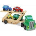 Camion transporteur de voitures en bois