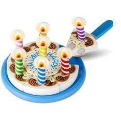 Gâteau d'anniversaire à trancher